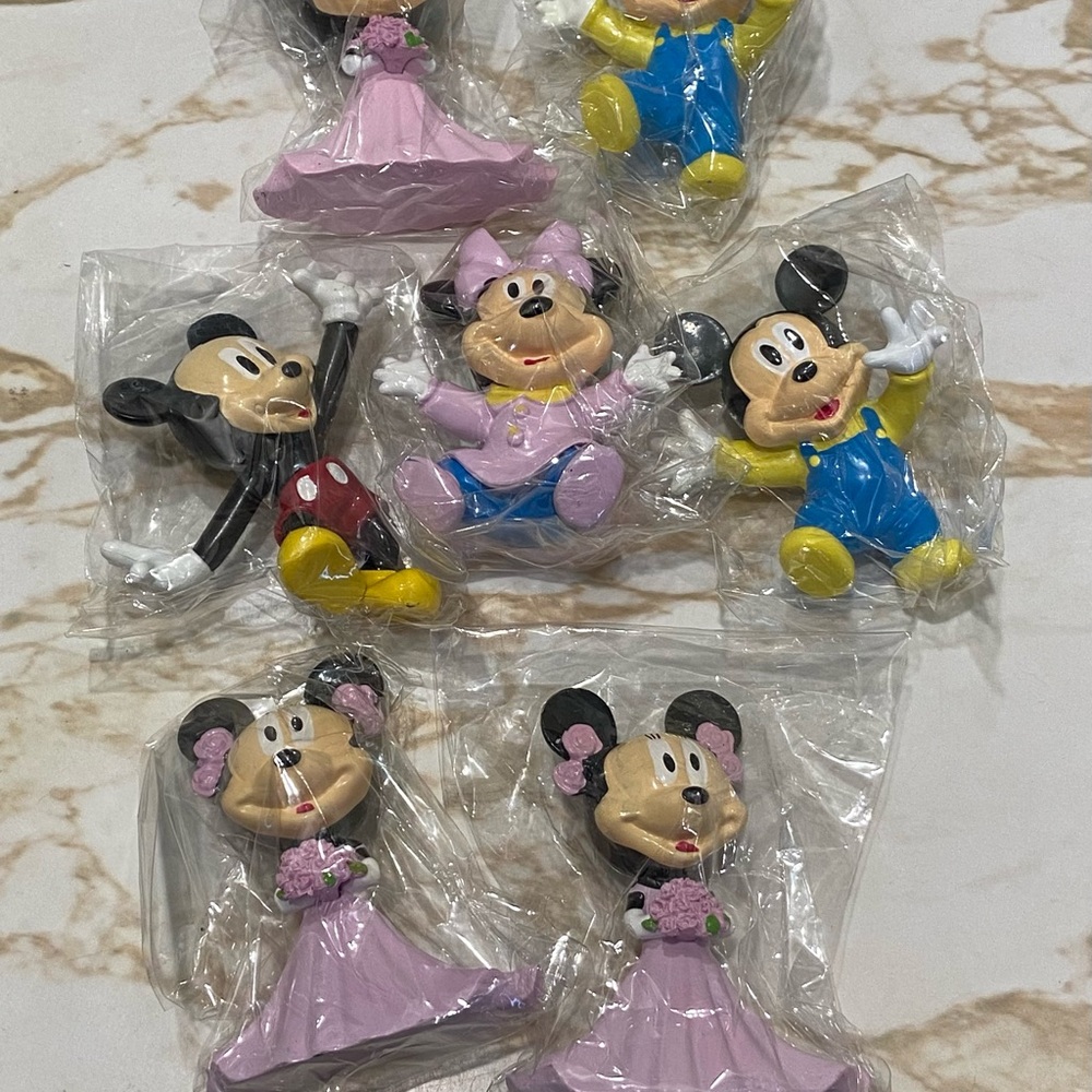 Disney Mickey Minnie Mouse Miniature 3” Figurines 7x - 4x Minnie 3x Mickey NIP